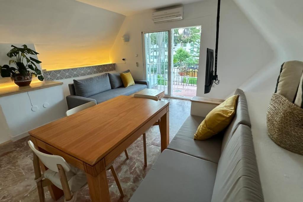 Апартаменты Precioso Duplex En Торремолинос Экстерьер фото